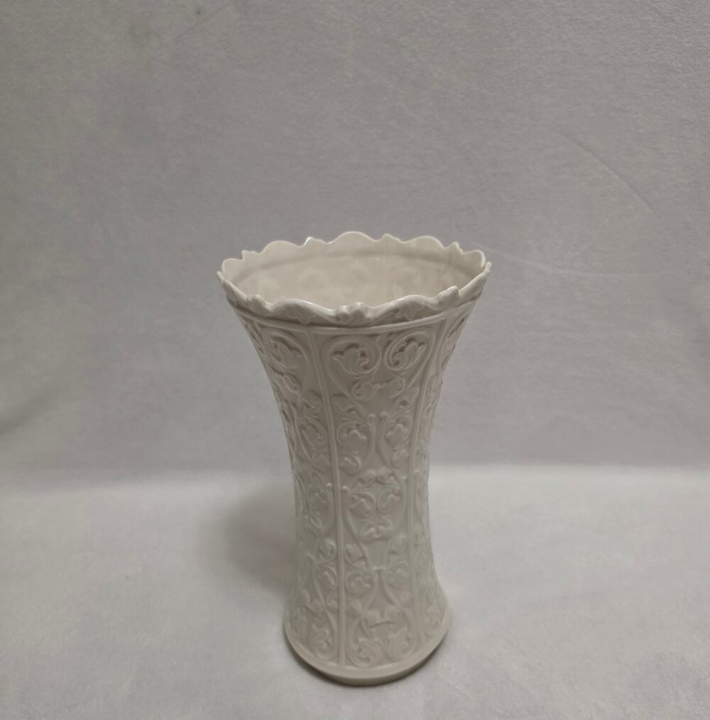 Lenox Ivory Vase Porcelain Embossed Design VINTAGE 11" elegant EUC floral